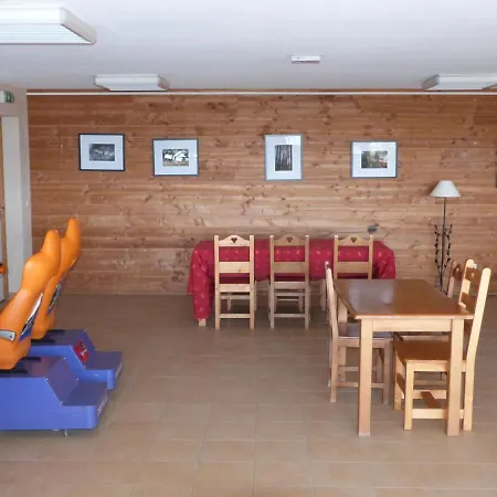 Apartment Le Bois De La Reine.2 Super Besse